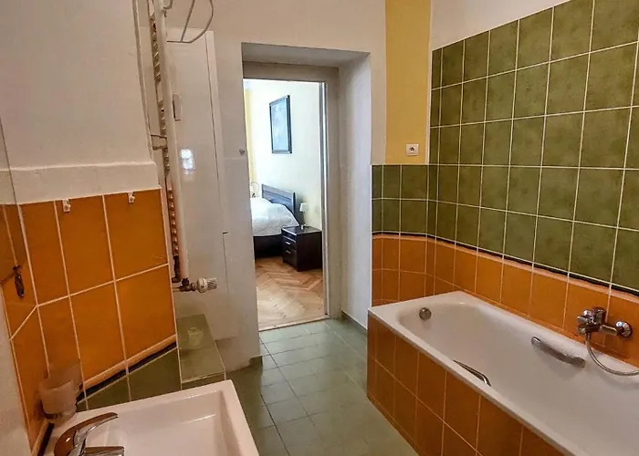 Διαμέρισμα Spacious 118m 4br Apartment, Center, Grosslingova